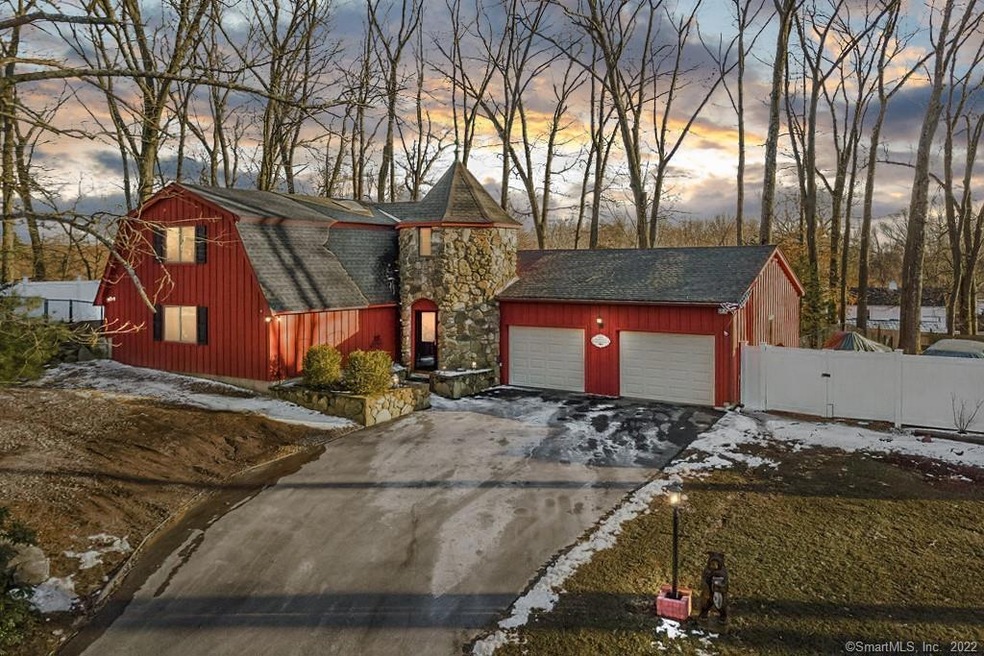 8 Sullivan Farm Rd, Broad Brook, CT 06016 - photo 1