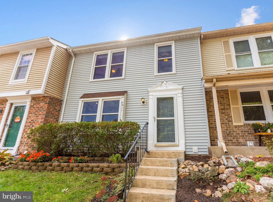 8911 Gutman Ct, Springfield, VA 22153 - photo 1