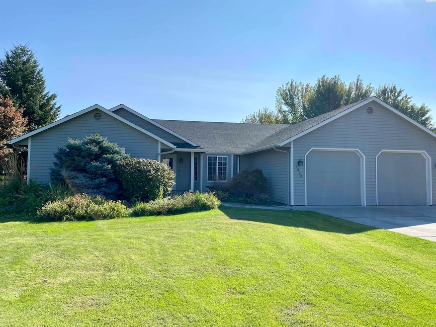 4883 Brent Rd NE, Moses Lake, WA 98837 - photo 1