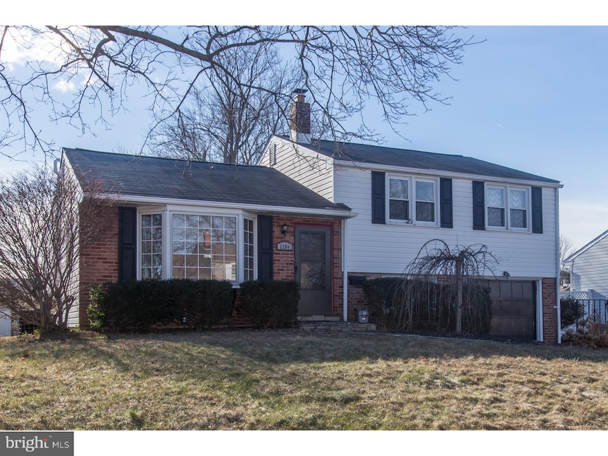 1104 Vauclain Ave, Woodlyn, PA 19094 - photo 1