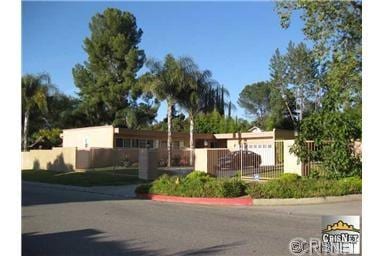 20455 Robert Place, Woodland Hills, CA 91364 - photo 1