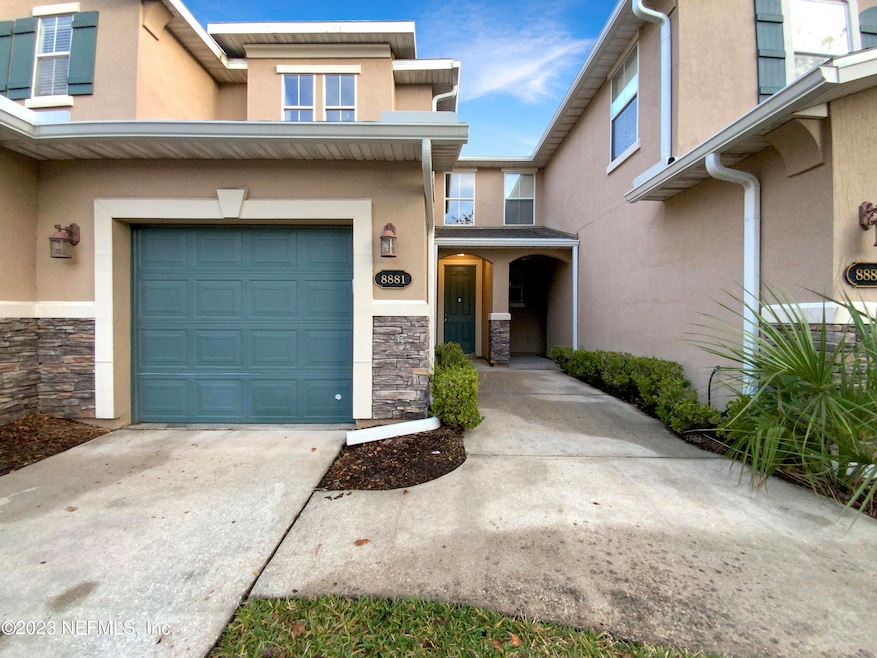 8881 Grassy Bluff Dr, Jacksonville, FL 32216 - photo 1