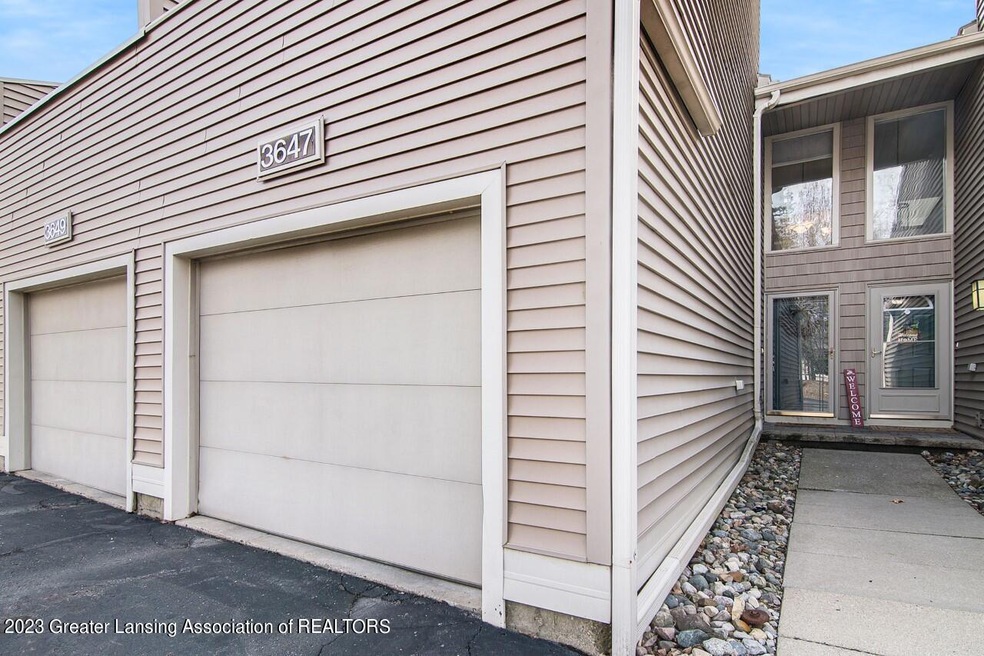 3647 East Meadows