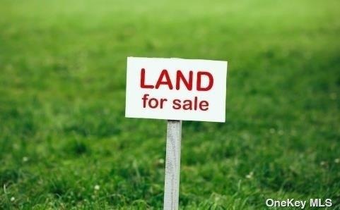 198 Bayview Ave, Bayport, NY 11705 - photo 1