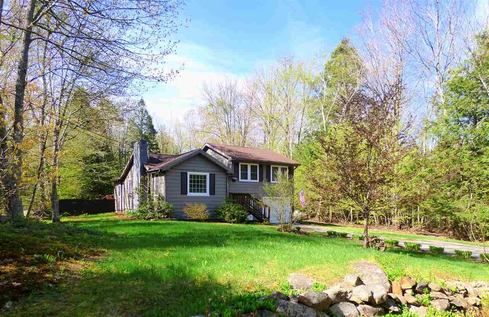 24 Amherst Dr, Center Barnstead, NH 03225 - photo 1