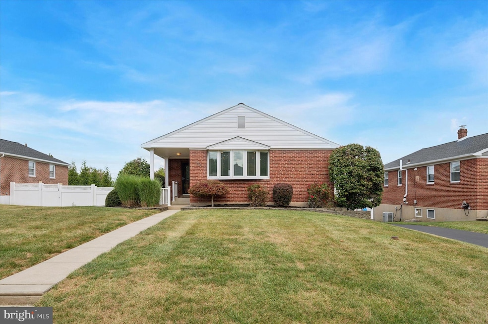 945 Springhaven Rd, Springfield, PA 19064 - photo 1