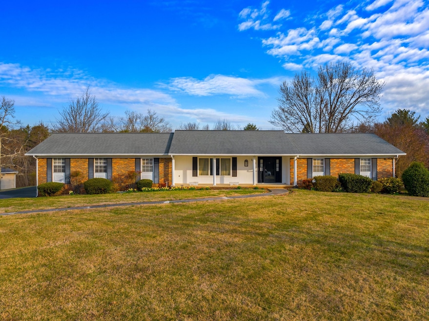 001-1561LaurelHillsCircle-JeffersonCity-