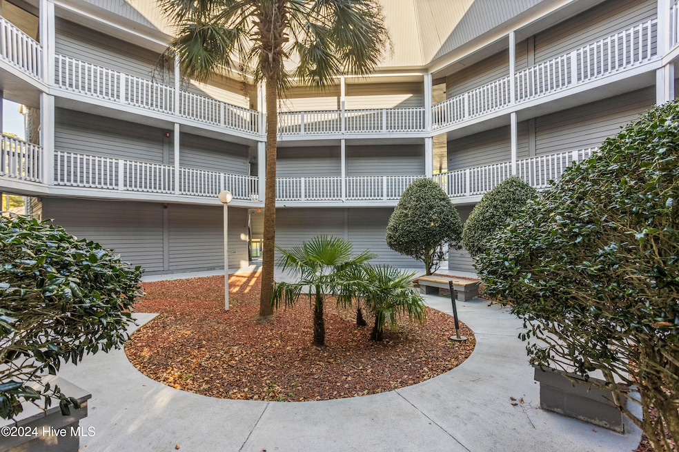1st floor condo!