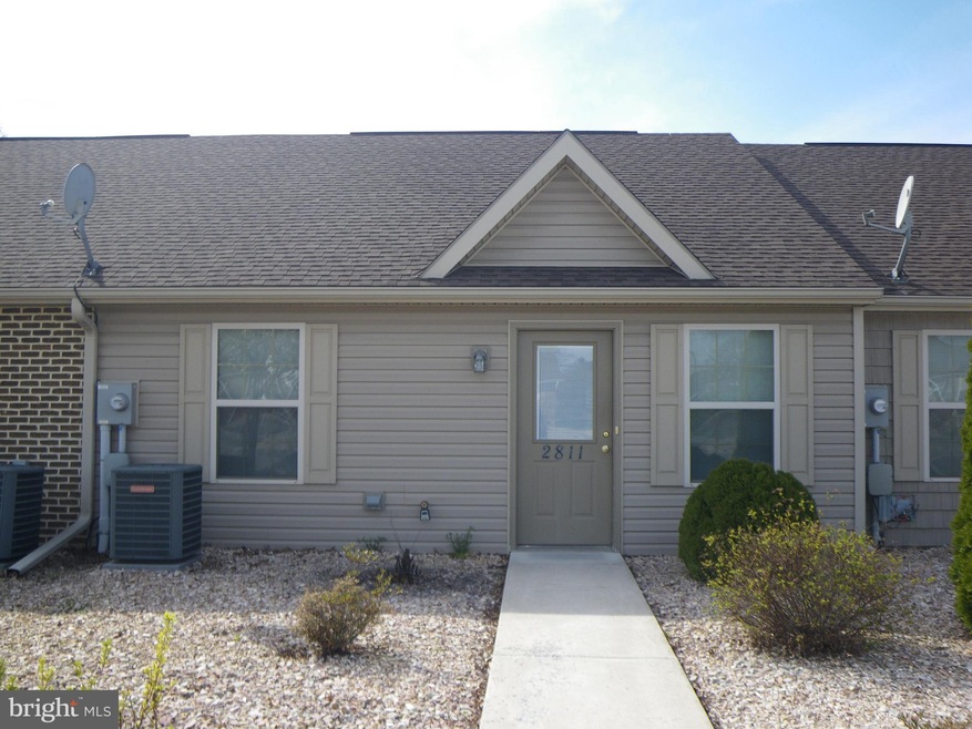 2811 Roosevelt Dr, Chambersburg, PA 17201 - photo 1