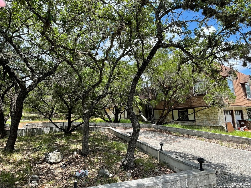 8936 Fox Briar Ln, Boerne, TX 78006 - photo 1