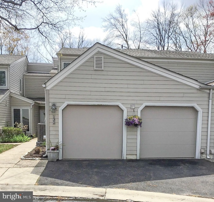 132 Westbury Ct unit 132, Doylestown, PA 18901 - photo 1