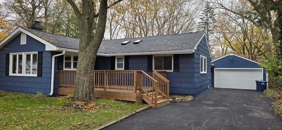 6921 Clarendon Hills Rd, Darien, IL 60561 - photo 1