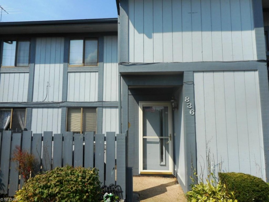 Welcome to 836 Kirkwall! A beautiful, move-in-read