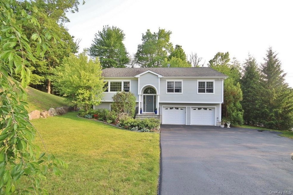 2 Roosa Ln, Ossining, NY 10562 - photo 1