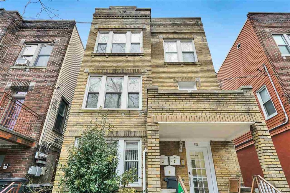 683 Boulevard E unit 2, Weehawken, NJ 07086 - photo 1