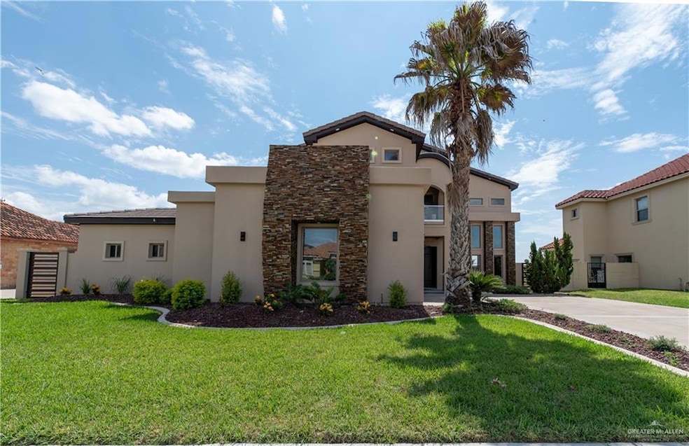 2208 W Rhin Dr, Edinburg, TX 78539 - photo 1