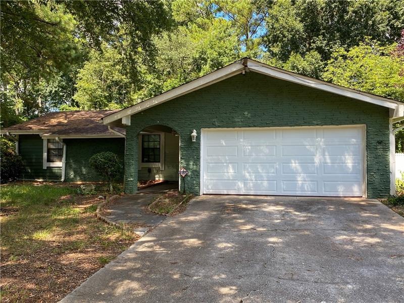 1784 Highpoint Rd, Snellville, GA 30078 - photo 1