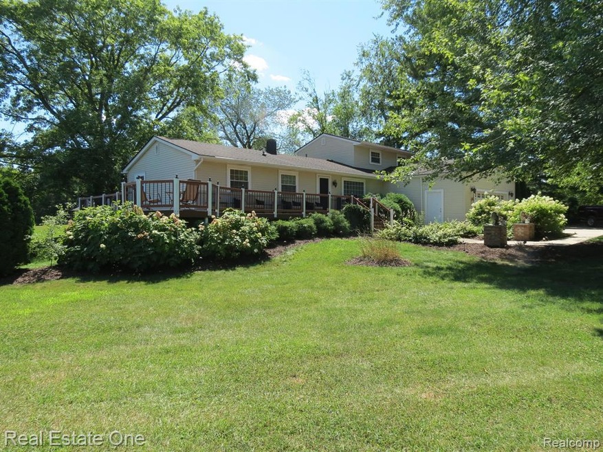 Beautiful home on 3 acres