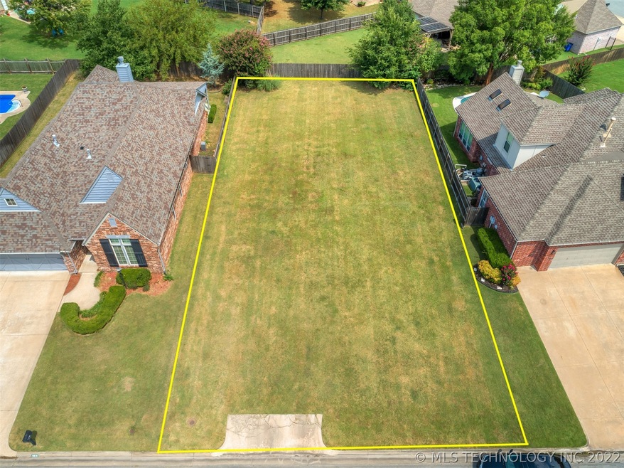 Approximately 7,875 square foot lot in The Crescen