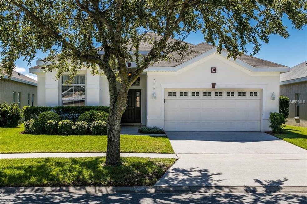 Front view of home.