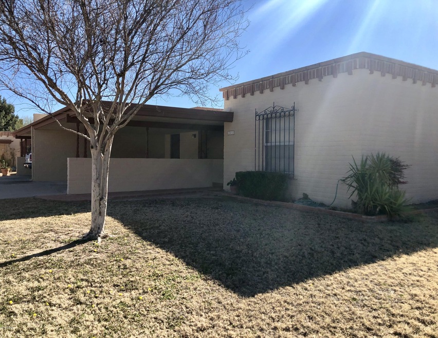 FRONT:SIDE YARD CORNER LOT
