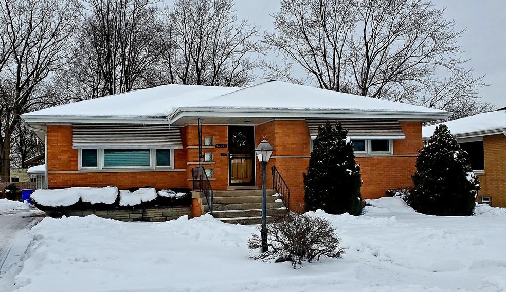 Exterior Front