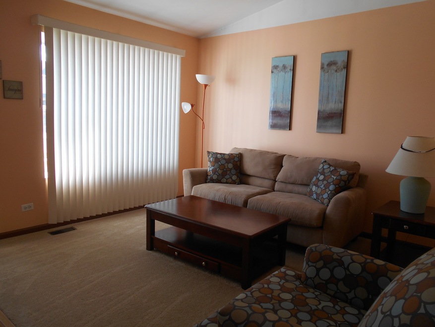 2762 W Atlantic Ave, Waukegan, IL 60085 - photo 1