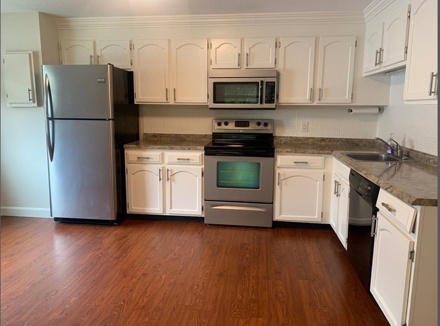 78 Apsley St unit 3, Hudson, MA 01749 - photo 1