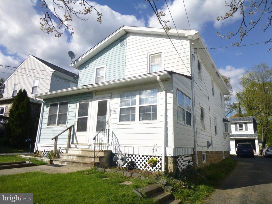 4943 Greenwood St, Brookhaven, PA 19015 - photo 1