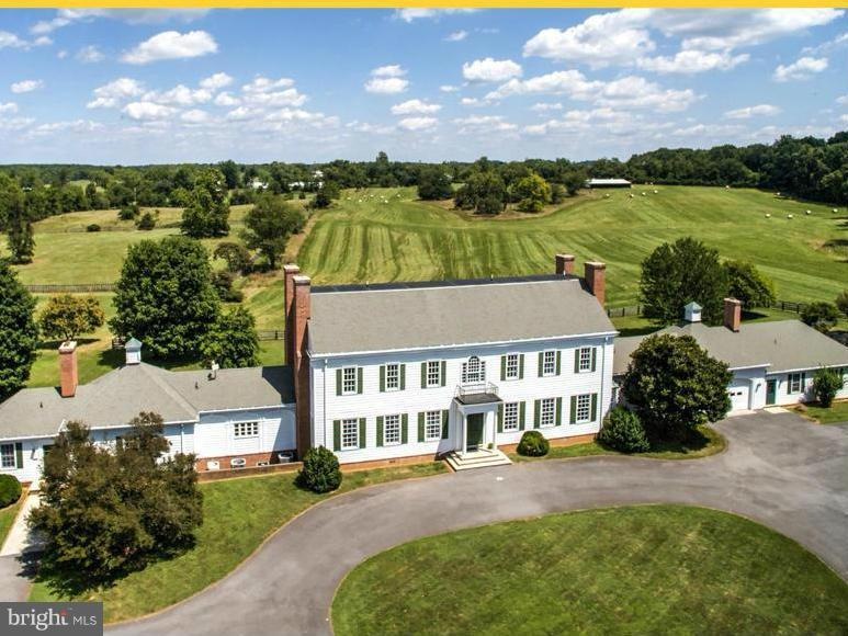 159 Majestys Prince Ln, Boyce, VA 22620 - photo 1