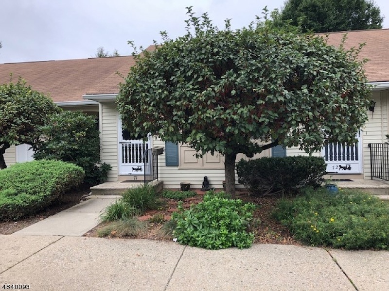 71 Carriage Ln unit 271, Sparta, NJ 07871 - photo 1
