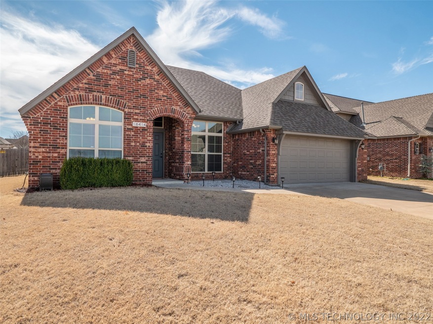 Full brick exterior single story with large, fully