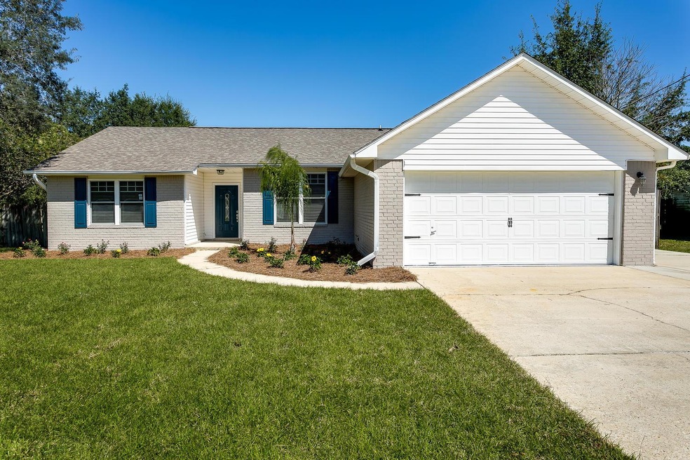 2740 Rambler Ct Navarre FL-large-001-32-