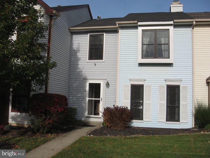 16 Chadwick Ct, Trenton, NJ 08691 - photo 1