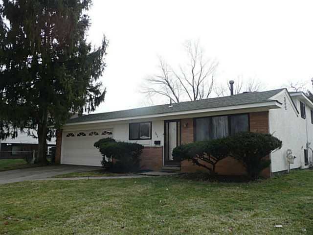 2415 Lisbon Dr, Columbus, OH 43232 - photo 1