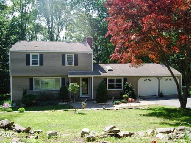 100 Harvester Rd, Monroe, CT 06468 - photo 1