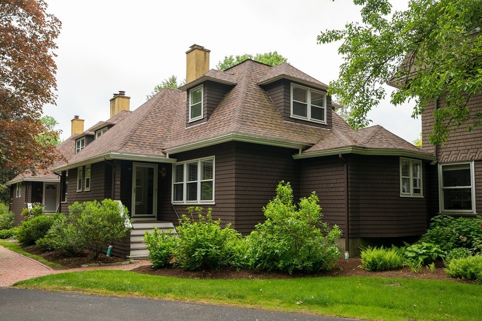 175 Milton St unit 14, Milton, MA 02186 - photo 1