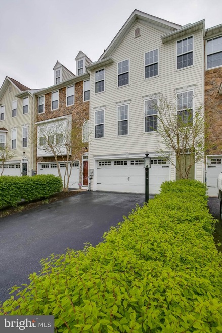 10337 Bridle Ct, Hagerstown, MD 21740 - photo 1