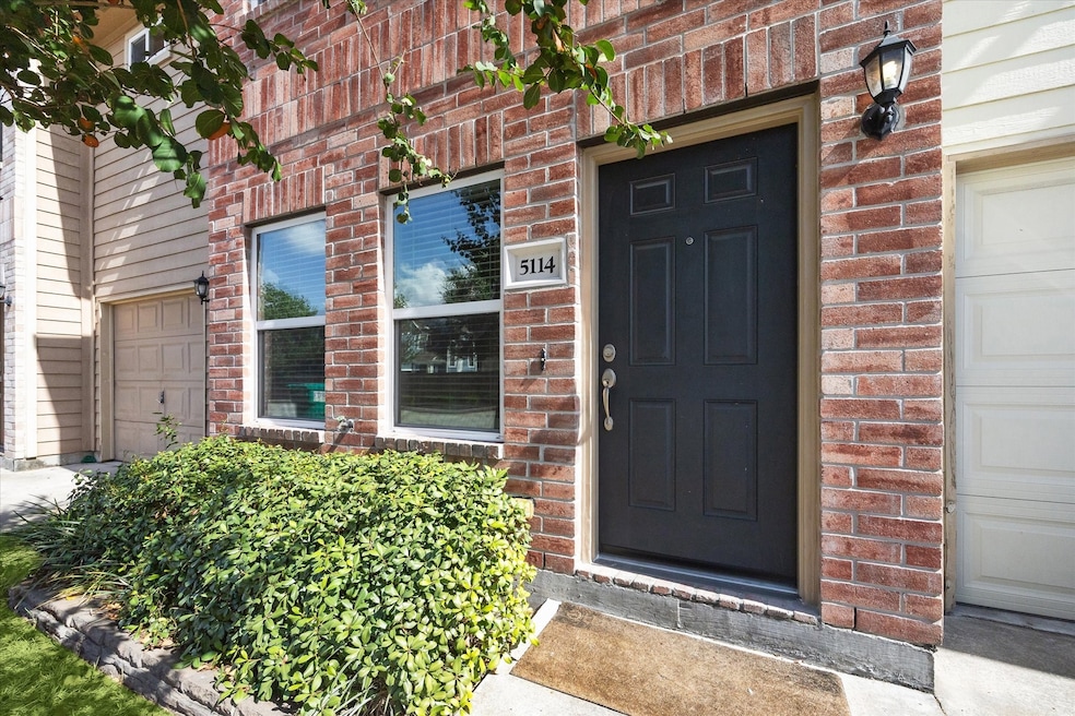 5114 Pinemont Place, Houston, TX 77092 - photo 1