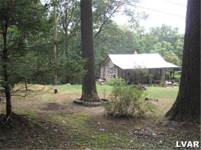 365 Stoneridge Rd, Emmaus, PA 18049 - photo 1