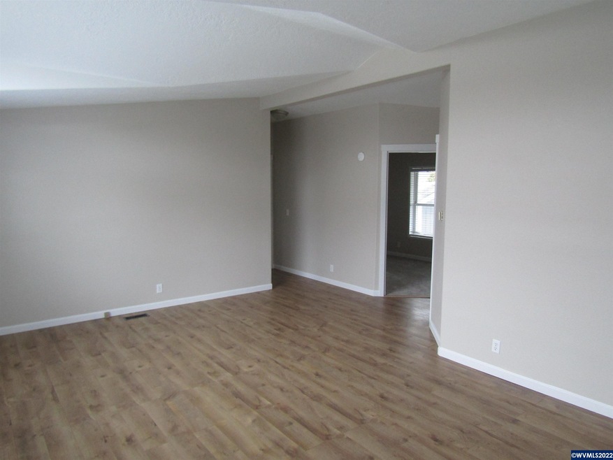 5064 Briarwood (#18) Cl unit 18, Keizer, OR 97303 - photo 1