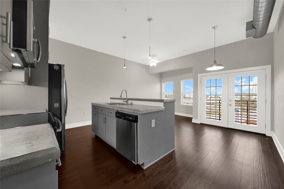 Kitchen w/ custom cabinets