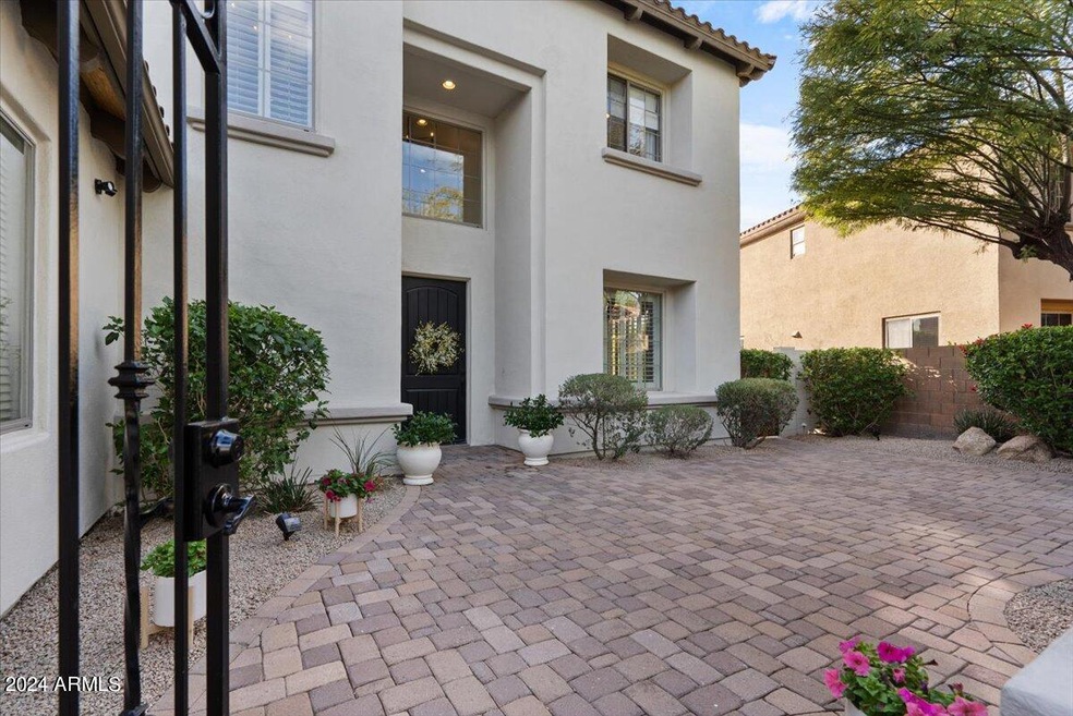 09-Front patio