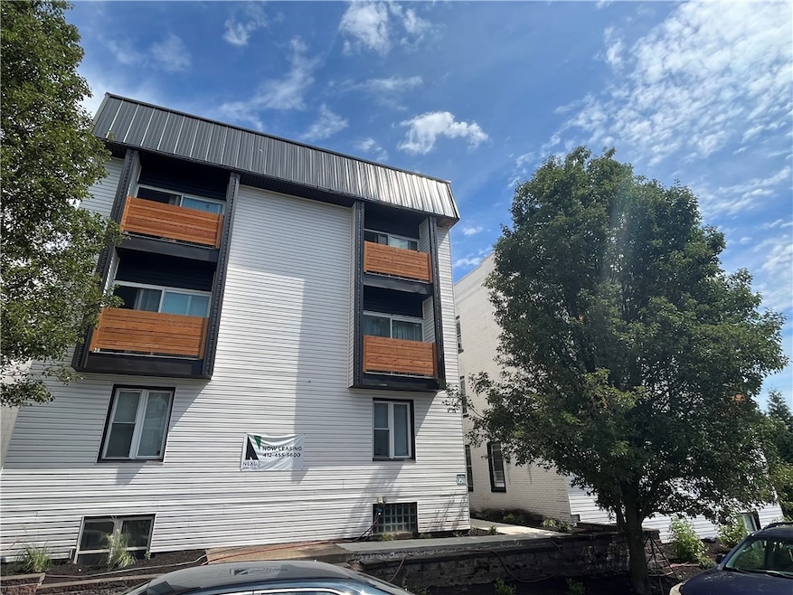 For Rent $1,095/month