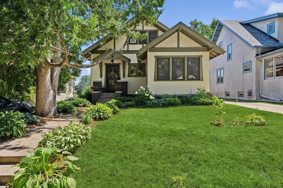 Sold $650,000 • Co-Listing Agent