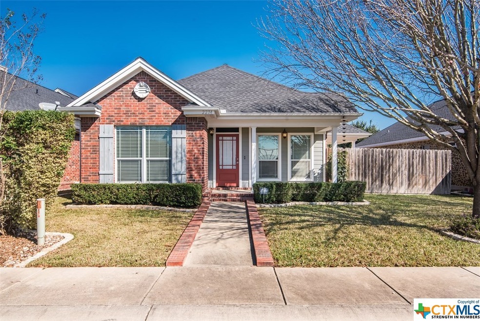 2234 Village Path, New Braunfels, TX 78130 - photo 1