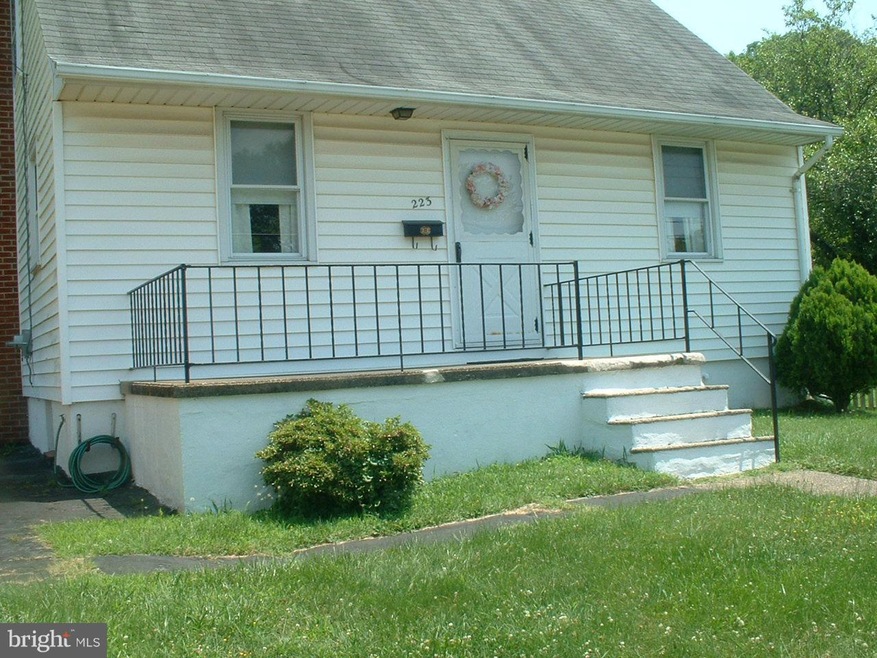 223 S Marlyn Ave, Essex, MD 21221 - photo 1