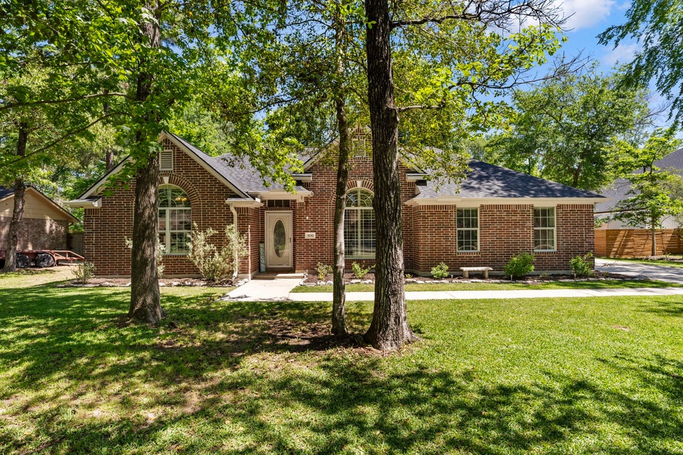 1010 Garrett Dr, Magnolia, TX 77354 - photo 1