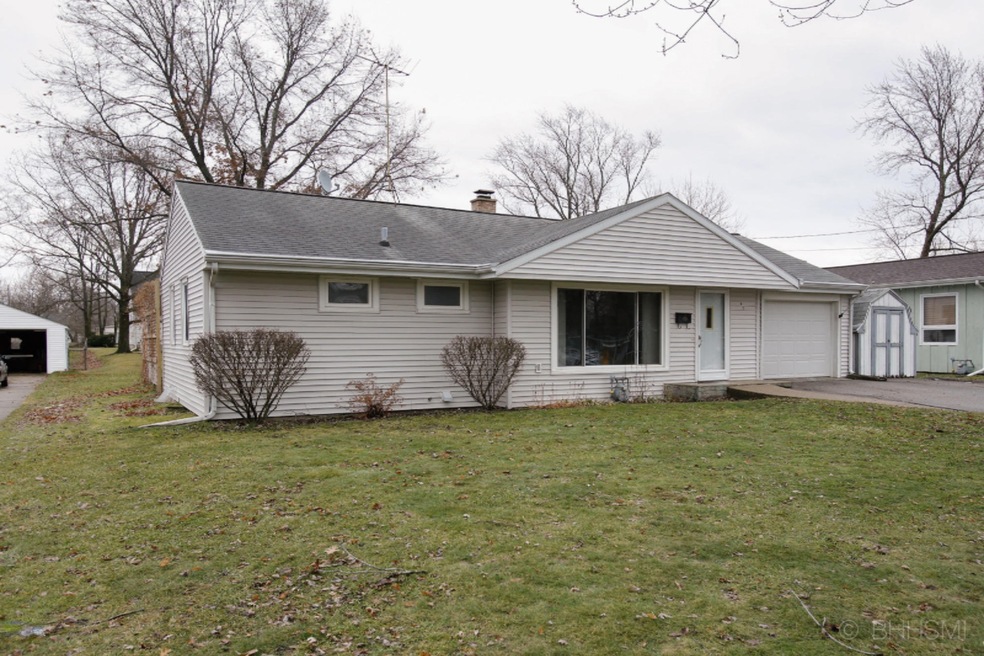 47 s. 28th st-101