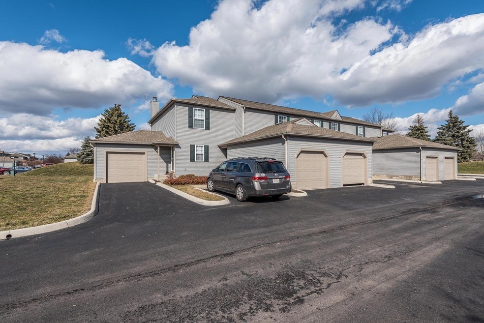 5634 Barney Ln front